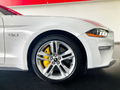 Ford Mustang 5.0l Gt V8 At