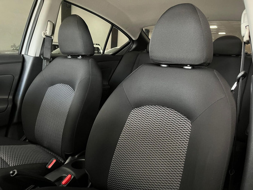 Nissan Versa V-DRIVE Esp.Ed. 1.6 16v Flex Aut.