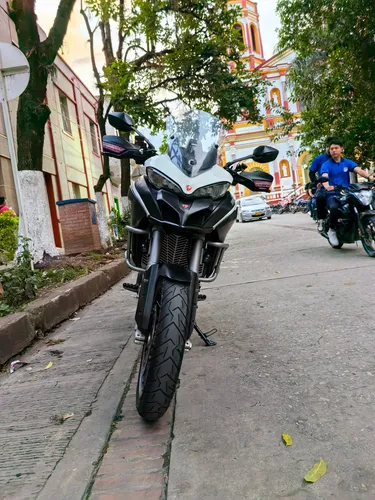 Ducati Multistrada 950s Modelo 2021