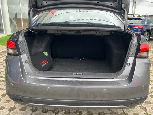 Nissan Versa 1.6 Advance