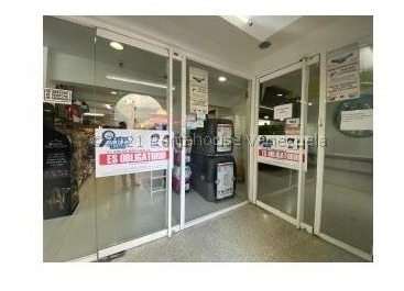 Imagen 2 de 12 de Rf Casa Comercial En Venta En Las Mercedes Con Permisologia Para Construir Edificio Ideal Para Negocios Grandes O Proyecto Inmobiliario Mls #22-6882 Isabel Fragozo Rent A House