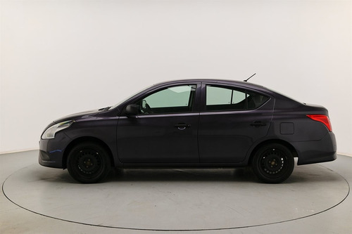 Imagen 2 de 15 de Nissan Versa Drive 1.6 2020