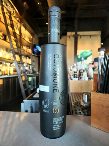 Whisky Octomore 13.1 Con Estuche Exclusivo Bostonmartin