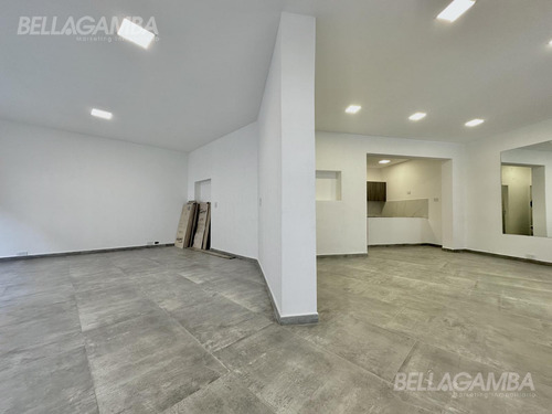 Oficina Venta Olivos 200m2 100% Remodelada