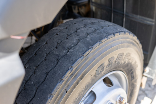 Vw 31330 Pipa 20.000l Gascom, Rabo De Pavão E Chuveirinho!