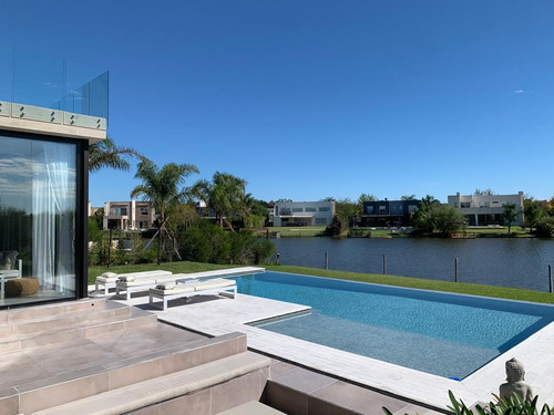 Casa En Venta En El Cantón, Escobar, G.b.a. Zona Norte