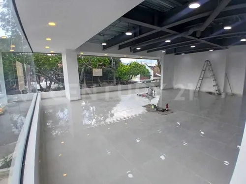 Alquilo Local Nuevo Y Esquinero En Colseguros