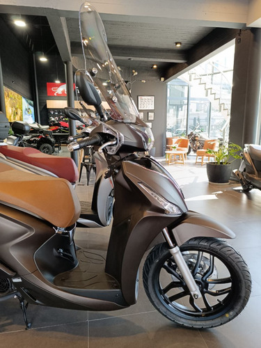 150 New People Scooter Kymco // Kawasaki Quilmes
