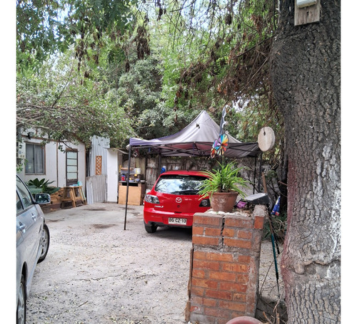 Venta Casa En Gran Terreno Ubicada En Macul. $280.000.000.-
