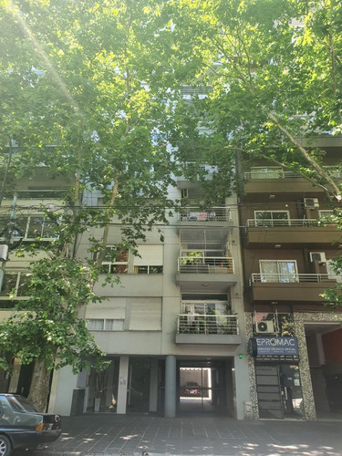 Venta Semipiso De 2 Ambientes C/balcon En Villa Urquiza