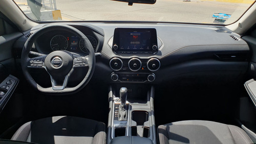 Nissan Sentra 2.0 Advance Cvt