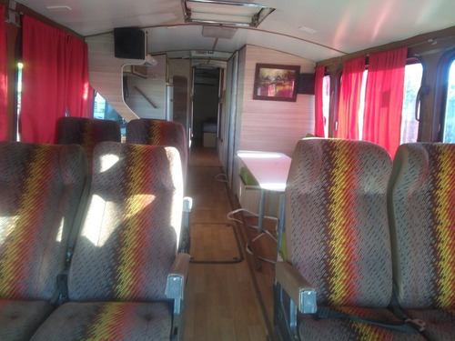 Imagem 4 de 14 de Motorhome Marcopolo Completo 1992
