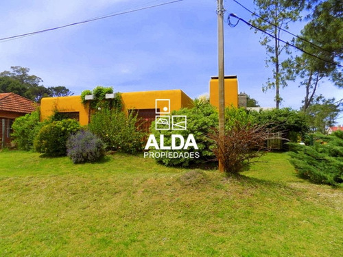 Imagen 1 de 17 de Casa Los Angeles Piriápolis 2 Dorms Venta Ca100582
