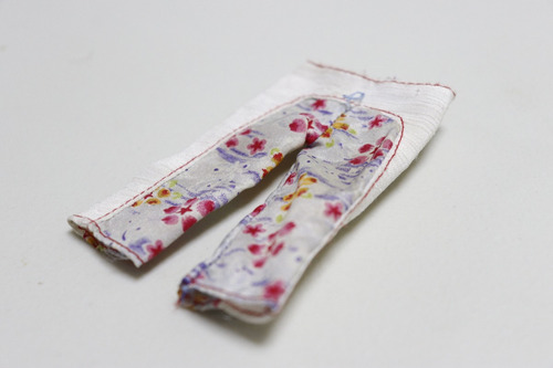 4 Pantalones Para Barbies (Usado)