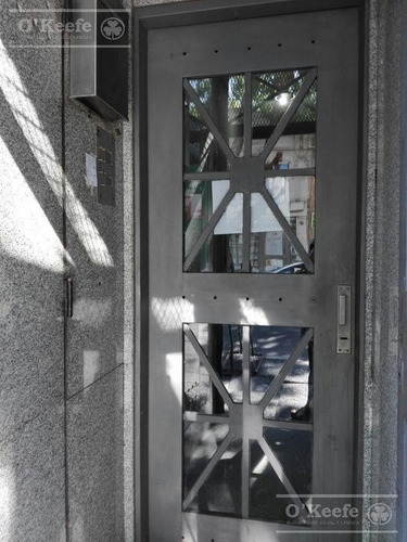Imagen 2 de 12 de Monoambiente En Venta En Quilmes - Ideal Uso Profesional O Vivienda