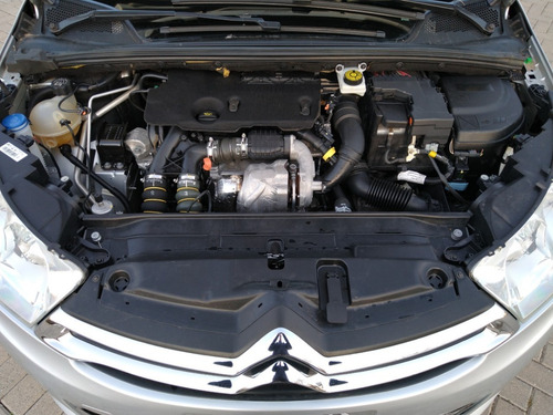 Imagen 10 de 11 de Citroen C4 Lounge Hdi Tendance 2015