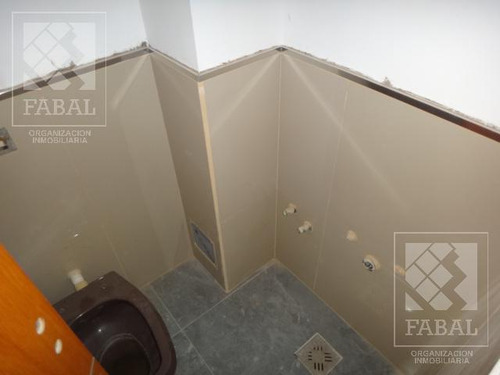 Casa Venta Rincón De Emilio, 3 Dormitorios, 3 Baños, Cochera Y Jardín
