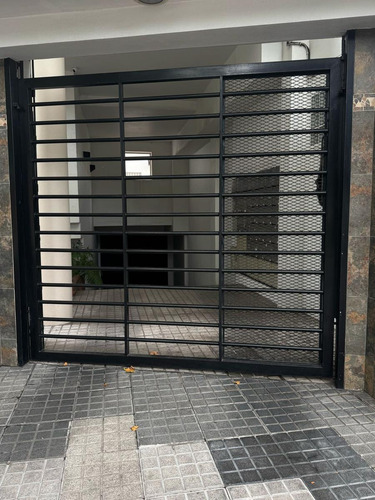 Venta Cocheras En Haedo