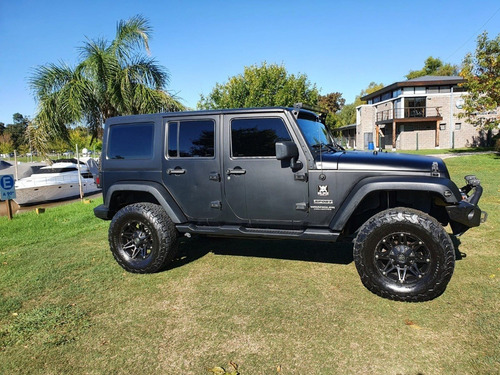 Imagen 3 de 11 de Jeep Wrangler Unlimited 4ptas V6 2017 Usado Premium Contado