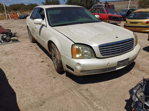 Base Tornillo Tapa Puerta Cadillac Deville 2000/2003 Del Lh (Usado)