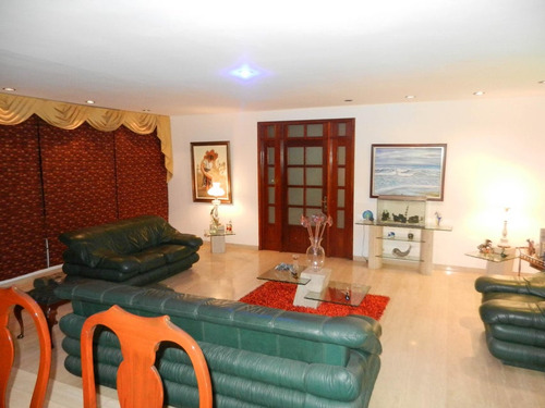 Apartamento 330 M² 3h, 4b, 3p, Residencia Los Chorros Palace Con Pozo De Agua En Venta En Los Chorros Avenida Principal Caracas