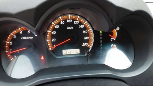 Imagen 7 de 8 de Toyota Hilux Automática
