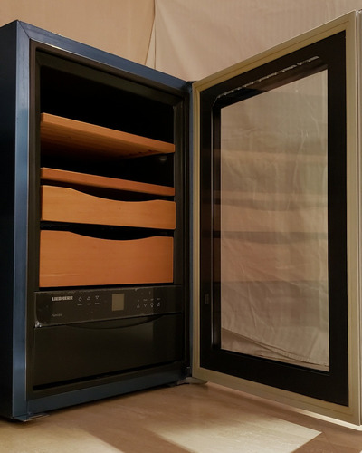 Imagen 4 de 4 de Humidor De Tabacos Liebherr Xs-200 17 Pulgadas Cigar Humidor