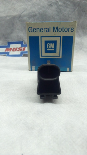 Interruptor Alarma De Capot Astra Corsa S-10 Original
