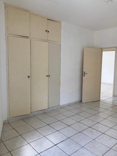 Imagem 13 de 23 de Casa De 3 Dorm 1 Suite Encima De Comércio Fl37