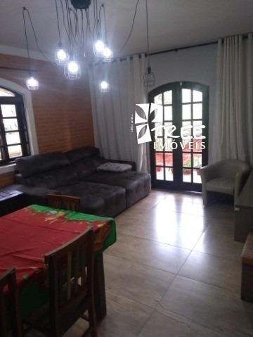 Imagem 5 de 9 de Venda De Linda Chácara Próxima À Divisa Com São Paulo Terreno Cercado, Local Com Características De Condômino Porém Não É Fechado. Casa Toda Reformada - Ch00099 - 69201408