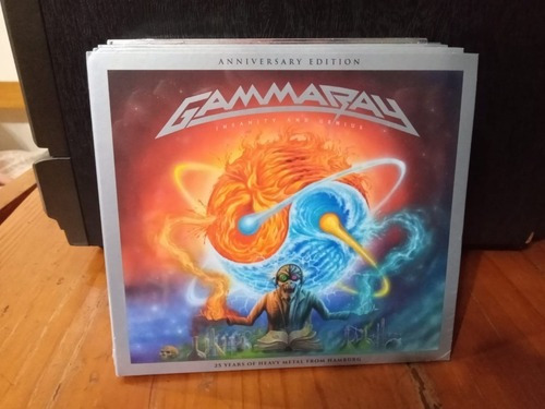 Edição de aniversário de Gamma Ray Insanity And Genius, 2cd, EUA