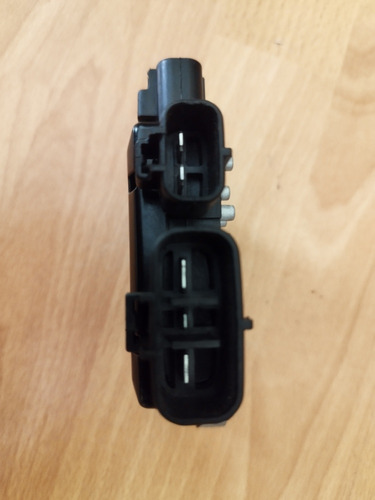 Módulo De Ventiladores De Mazda 6 Del 2003-2008 (Usado)