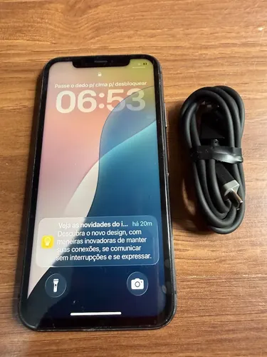 Iphone 11 Black 64gb 4gb Tela De 6.1 Camera 12mpx Videos 4k