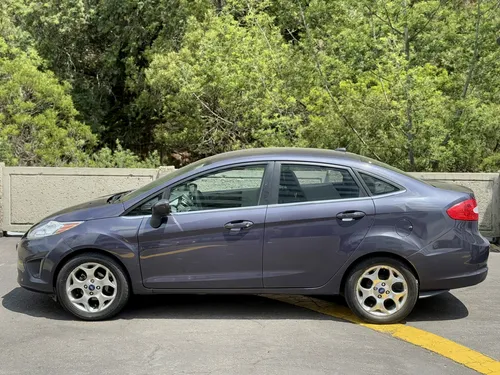 Ford Fiesta 1.6 Hatchback Automática