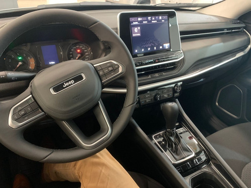 Imagen 11 de 20 de Jeep Compass 1.3t Sport
