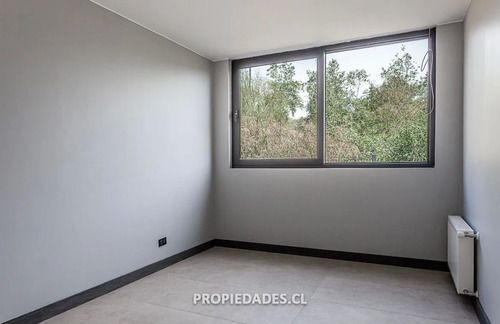 Casa En Condominio En Arriendo En Lo Barnechea