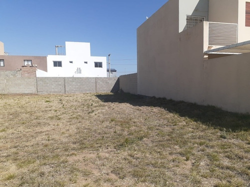 Imagen 1 de 1 de Valle Cercano El Recreo 250 Mts U$15 M Escritura