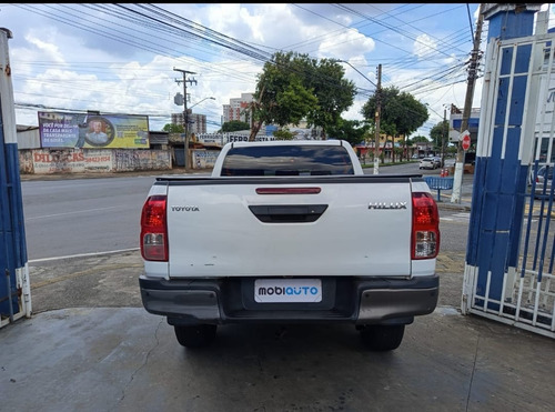 Toyota Hilux 2.8 STD 4X4 CD 16V DIESEL 4P MANUAL