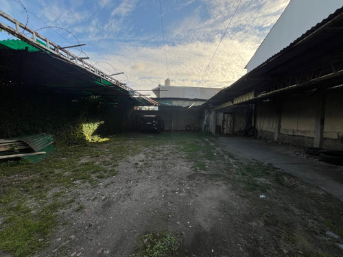 Oportunidad! Lote Apto Desarrollo Multifamiliar En Excelente Ubicación.