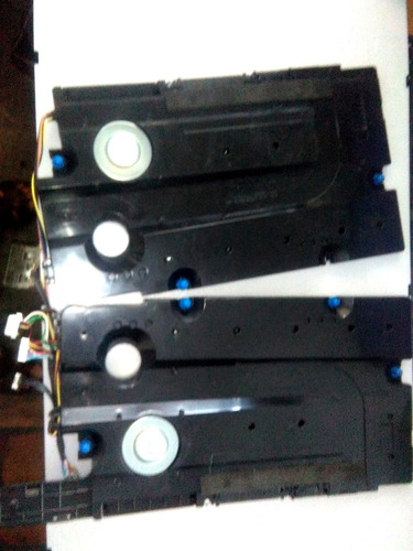 Bocinas Para Una Pantalla Samsung De 55 Mod. Qn55q7camfxzx (Usado)