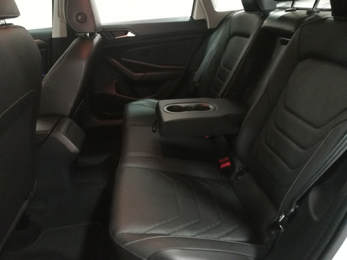 Imagen 8 de 15 de Volkswagen Jetta 2019 1.4 T Fsi Highline Tiptronic