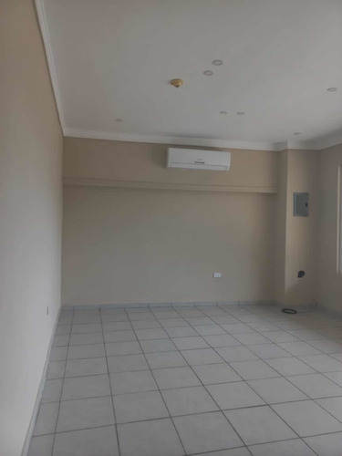 Imagen 4 de 10 de Local En Alquiler Colinas 100m2 -m