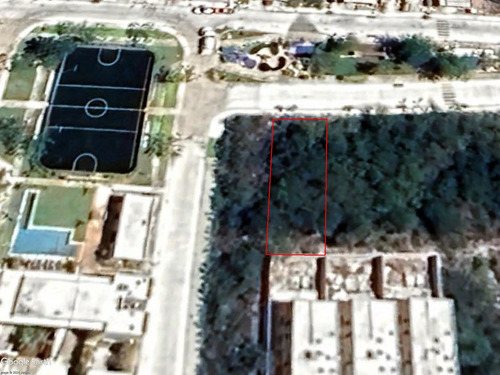 Lote En Privada Airepuro 391 M2 A Un Paso Casa Club Y Enfrente Area Verde