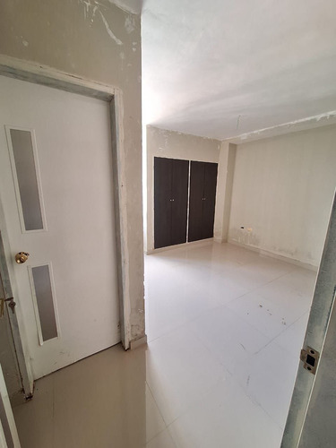 En Venta Apartamento Obra Blanca En Sevilla Real Torre A. An