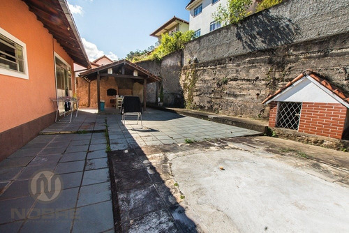 Imagem 14 de 15 de Casa No Centro De Teresopolis Com Quintal - L-685