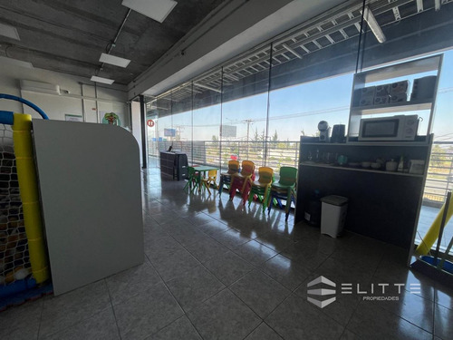 Venta Local Comercial El Descanso Con Estacionamiento