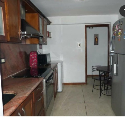 Imagen 4 de 12 de Vendo Apartamento 98m2 3h/2b/1p Montalbán 0453