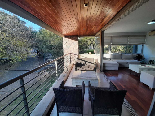 Imagen 1 de 10 de Departamento En Venta - Costa Belgrano