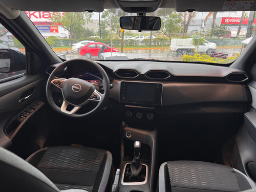 Nissan Magnite 1.0T Advance Cvt