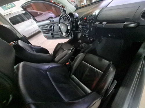 Imagen 9 de 20 de Volkswagen New Beetle 2008 2.5 Sport